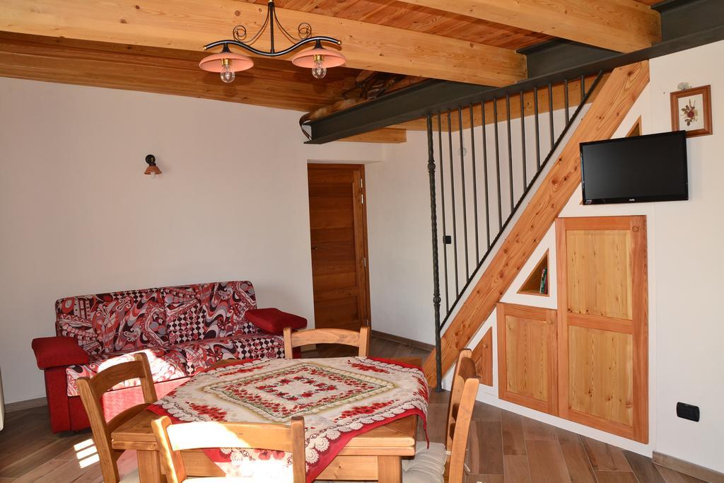 Lo Coppa Fen Apartment Aosta Exterior photo