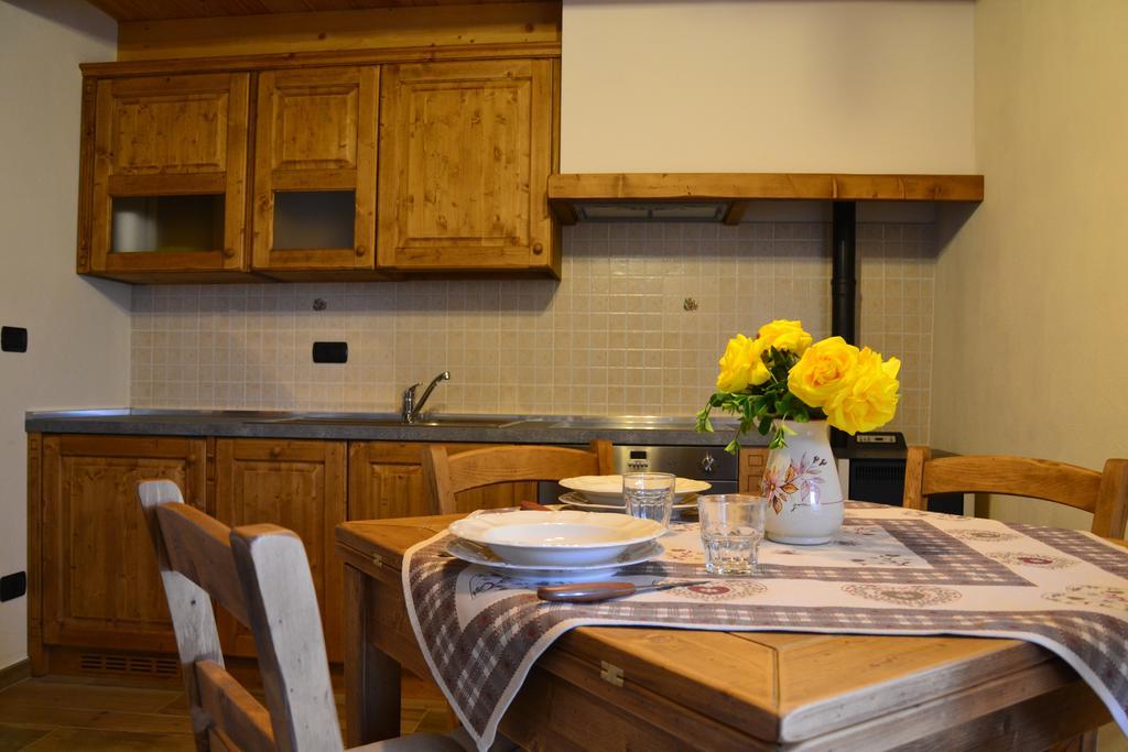 Lo Coppa Fen Apartment Aosta Room photo